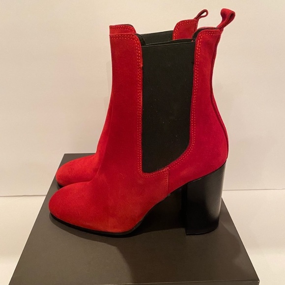 🌟❤️Barney’s New York Red Suede Boots - 🇮🇹 Made in Italy (38) - Picture 2 of 16